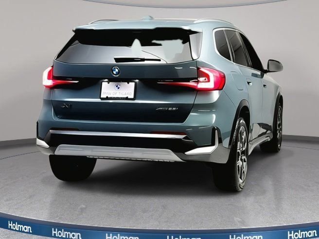 Used 2026 Cape York Green Metallic BMW xDrive28i image 4