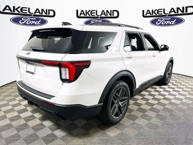 New 2026 Ford Explorer ST-Line