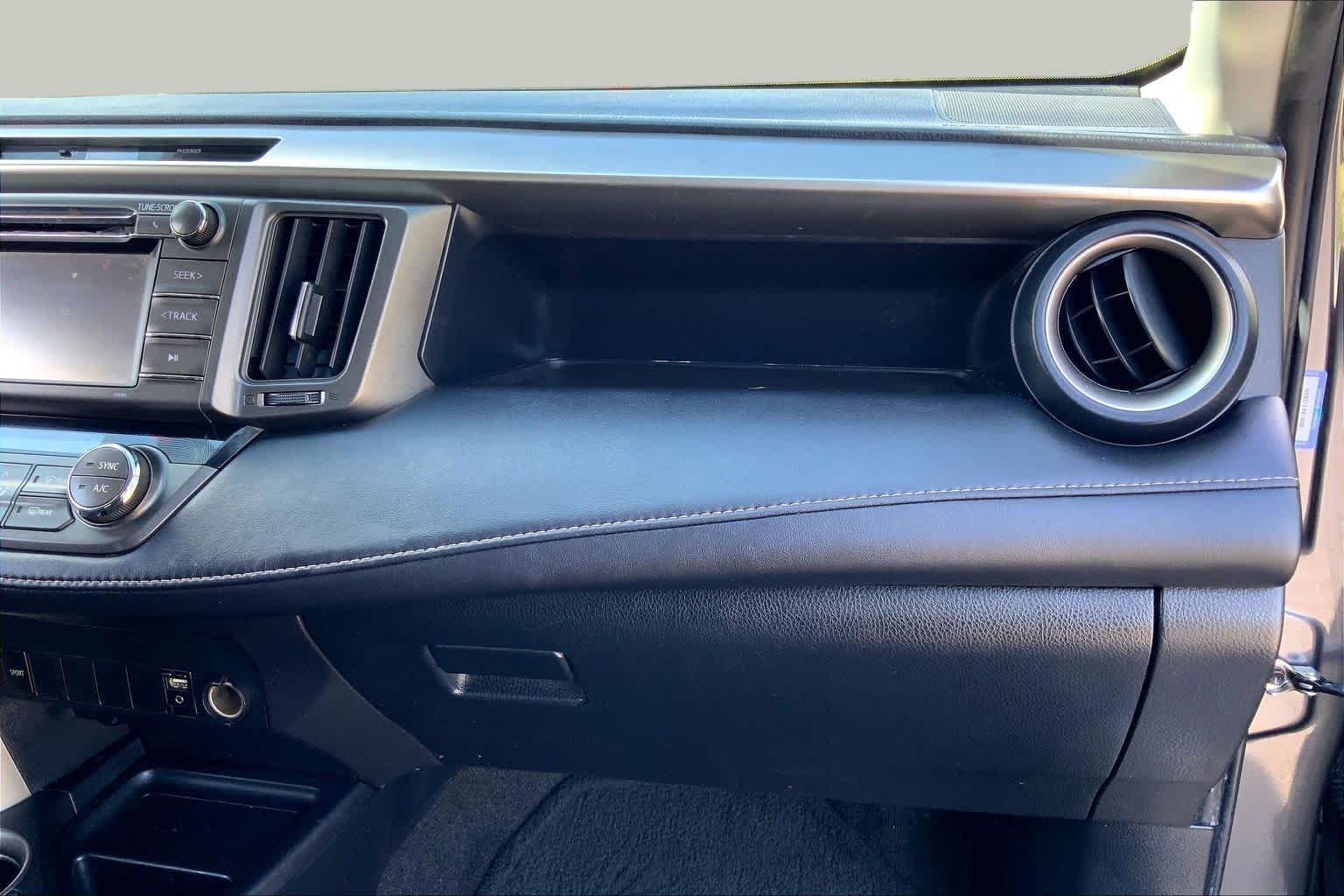Used 2015 Magnetic Gray Metallic Toyota XLE image 17
