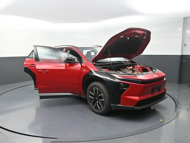 Used 2026 Red Toyota XLE Plus image 39