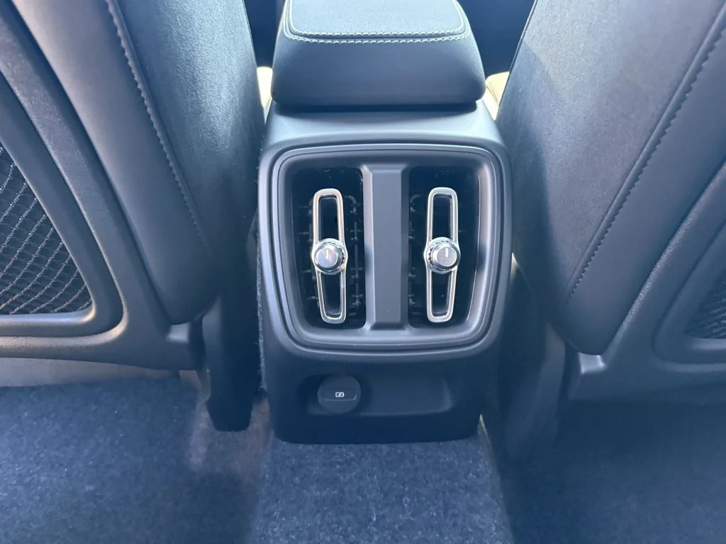 New 2026 Denim Blue Volvo Ultra image 26