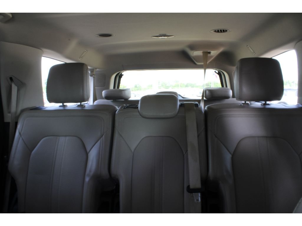 Used 2024 Oxford White Ford Limited image 17