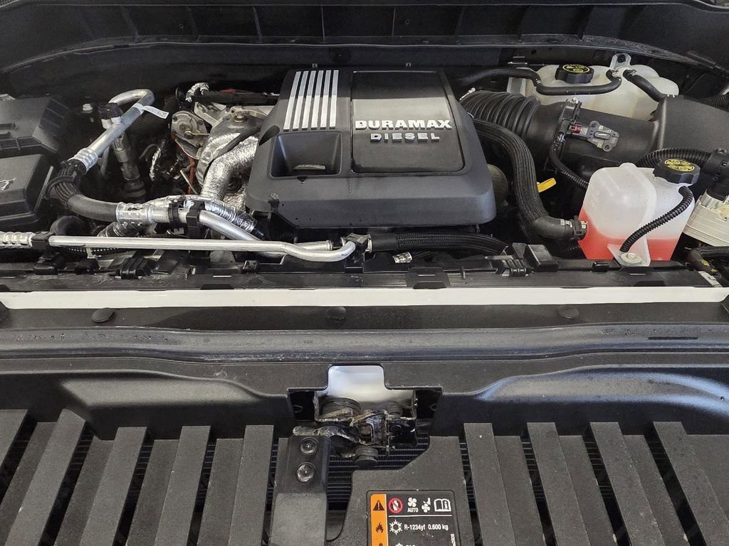Used 2023 Summit White Chevrolet RST image 22