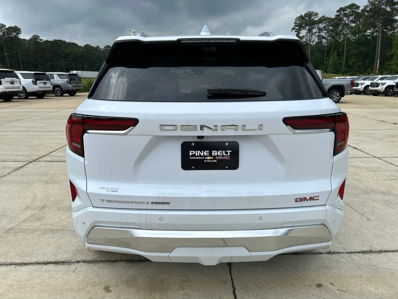 2026 GMC Terrain Denali - Photo 6