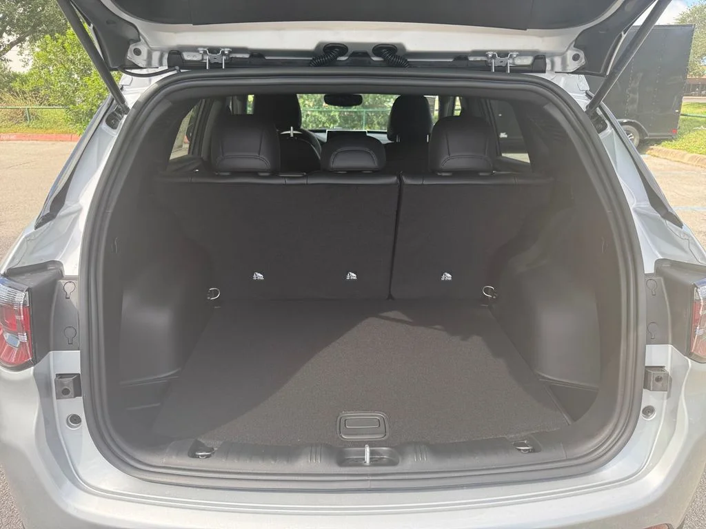 New 2026 Silver Jeep Latitude image 19