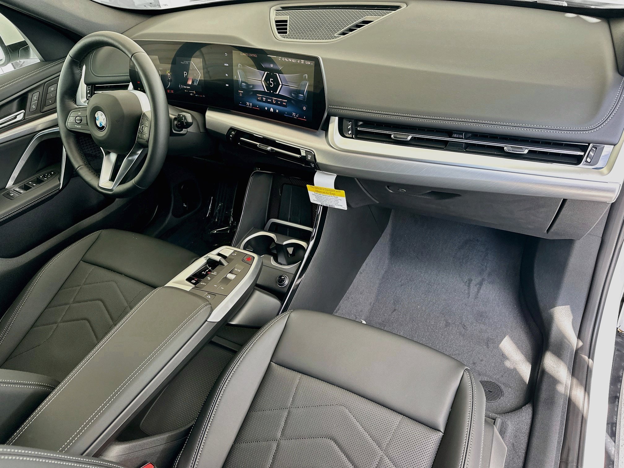 New 2026 Mineral White Metallic BMW xDrive28i image 22