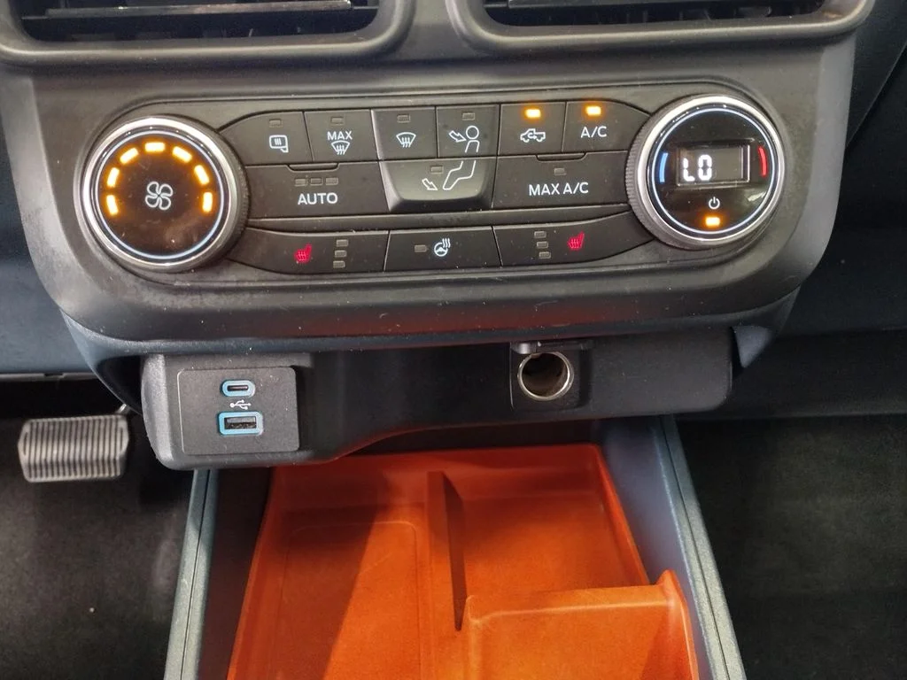 Used 2022 Gray Ford XLT image 35