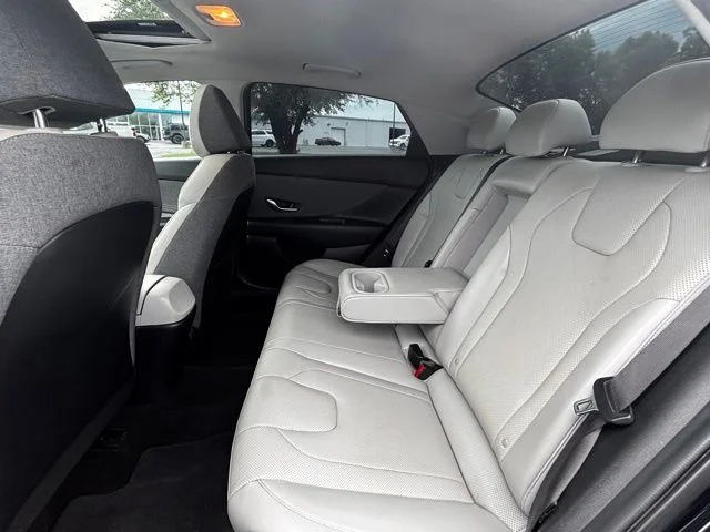 Used 2023 Black Hyundai Limited image 25