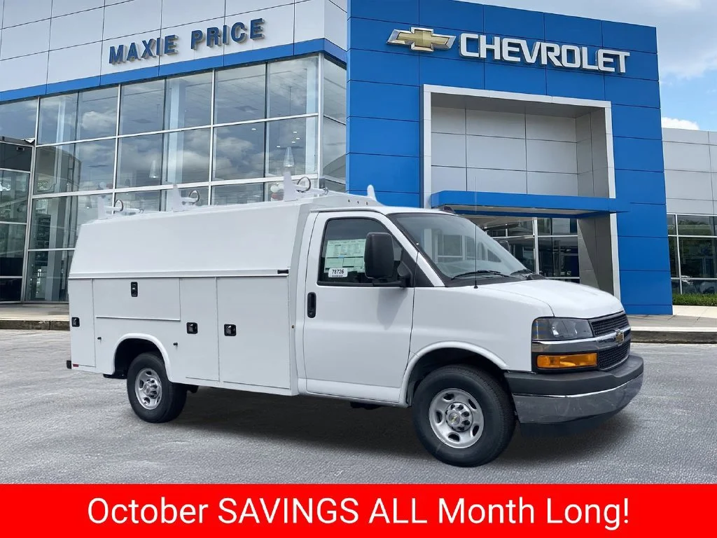 2025 Chevrolet Express Cutaway