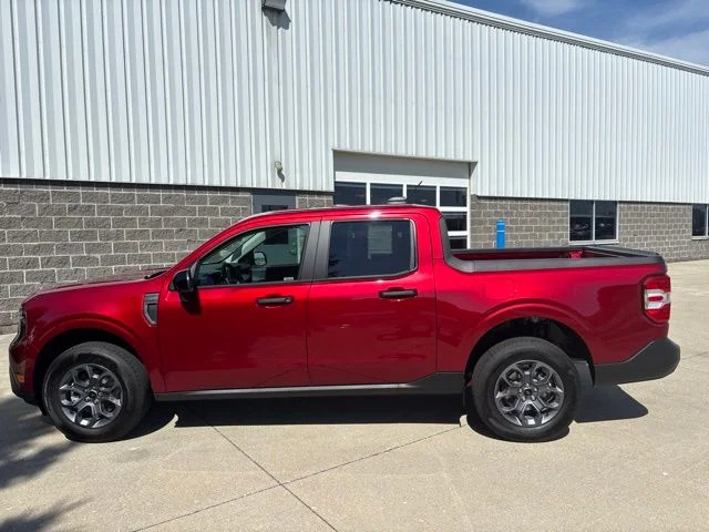 New 2026 Ruby Red Metallic Tinted Clearcoat Ford XLT image 9
