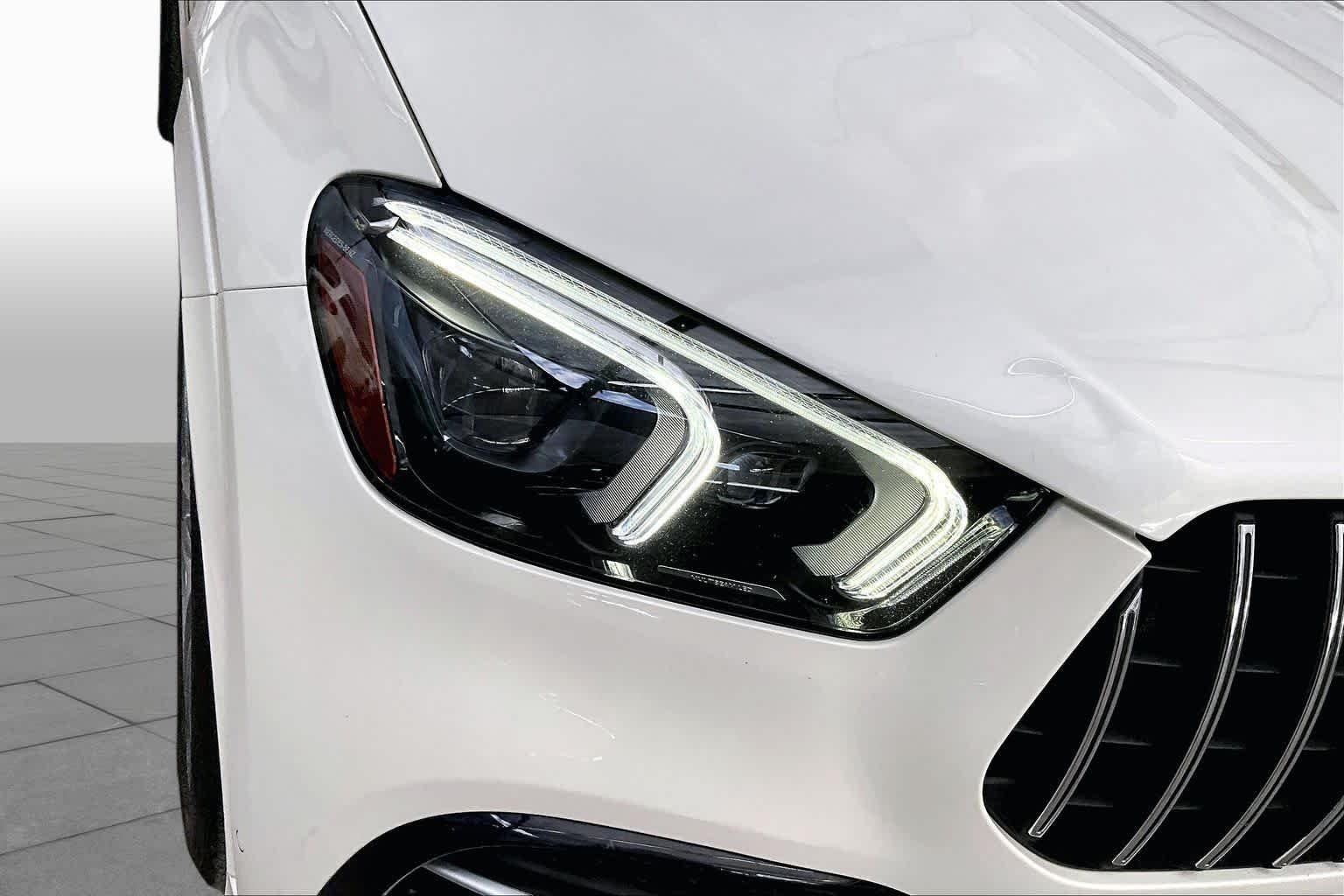 Used 2021 designo Diamond White Metallic Mercedes-Benz AMG® GLE 53 image 28