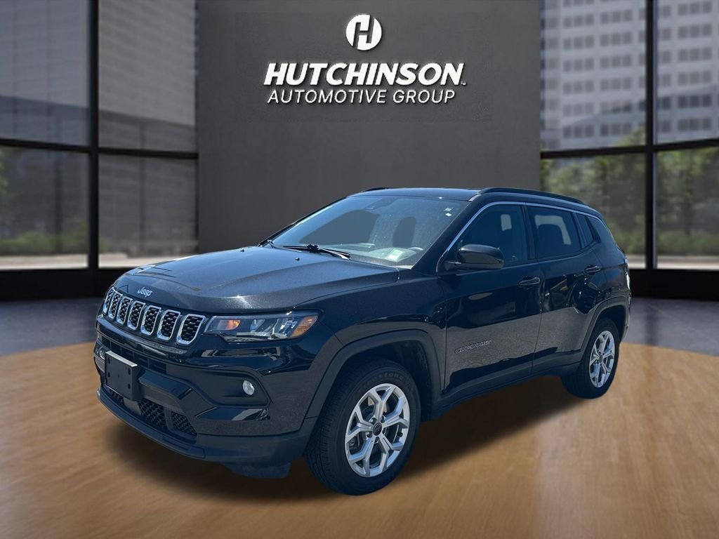 Used 2025 Black Jeep Latitude image 3