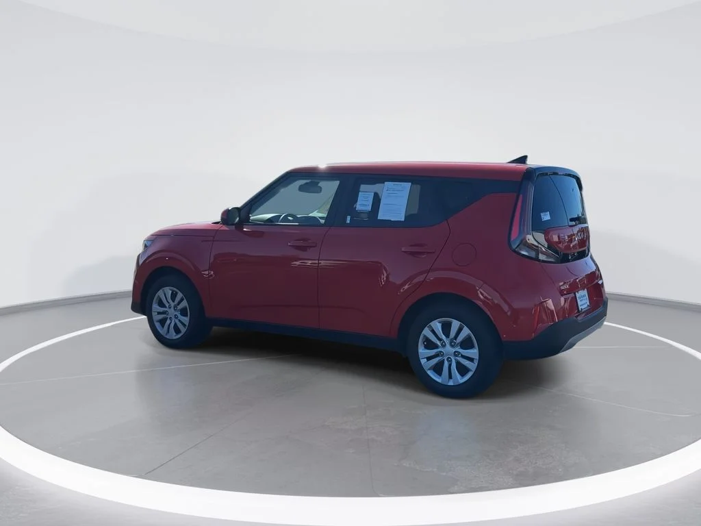 Used 2025 Red Kia LX image 6