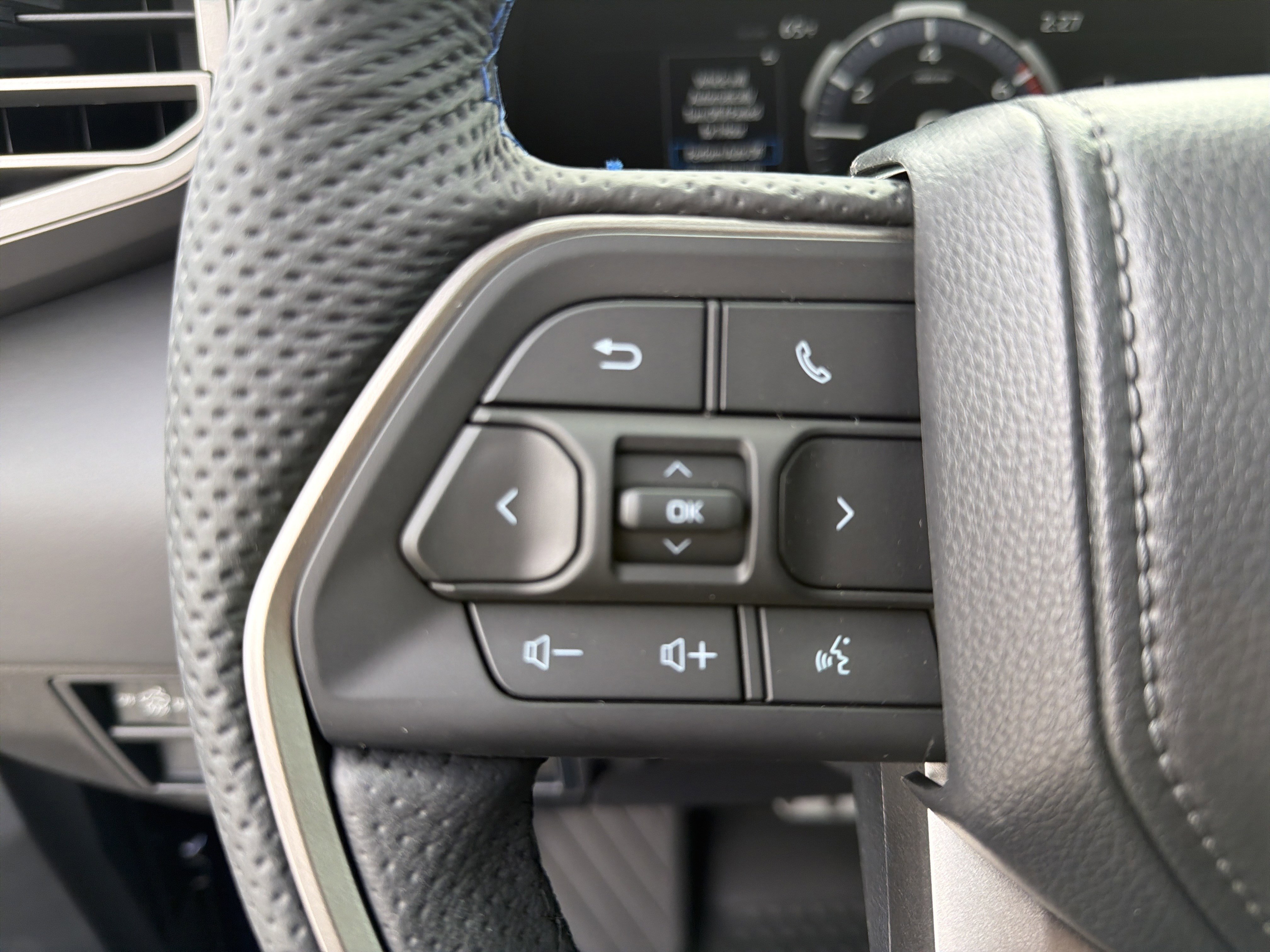 2026 Toyota Tundra Platinum - Photo 15