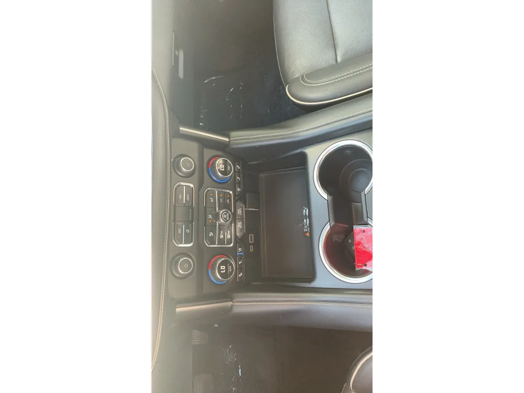 Used 2024 Sterling Gray Metallic Chevrolet Premier image 17
