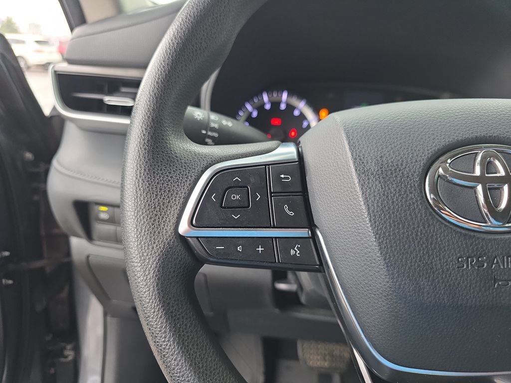 2020 Toyota Highlander L - Photo 20