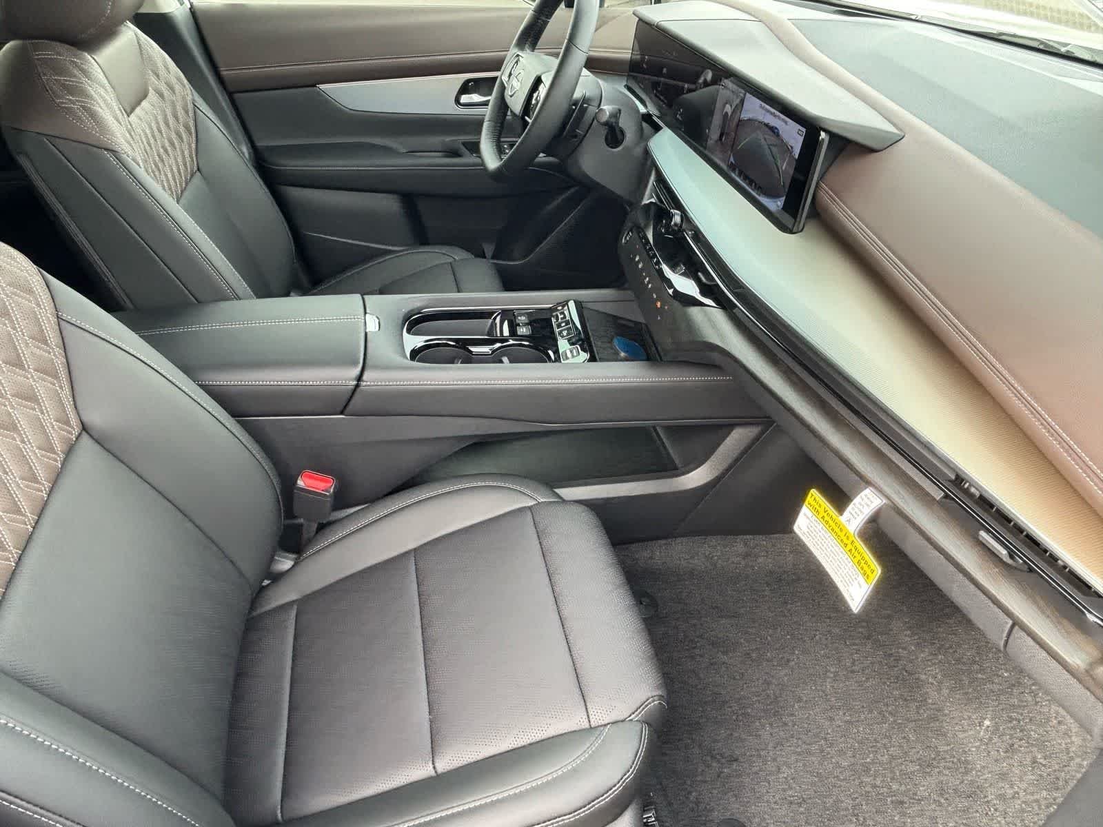 New 2026 Everest White Pearl Tricoat Nissan Platinum image 12