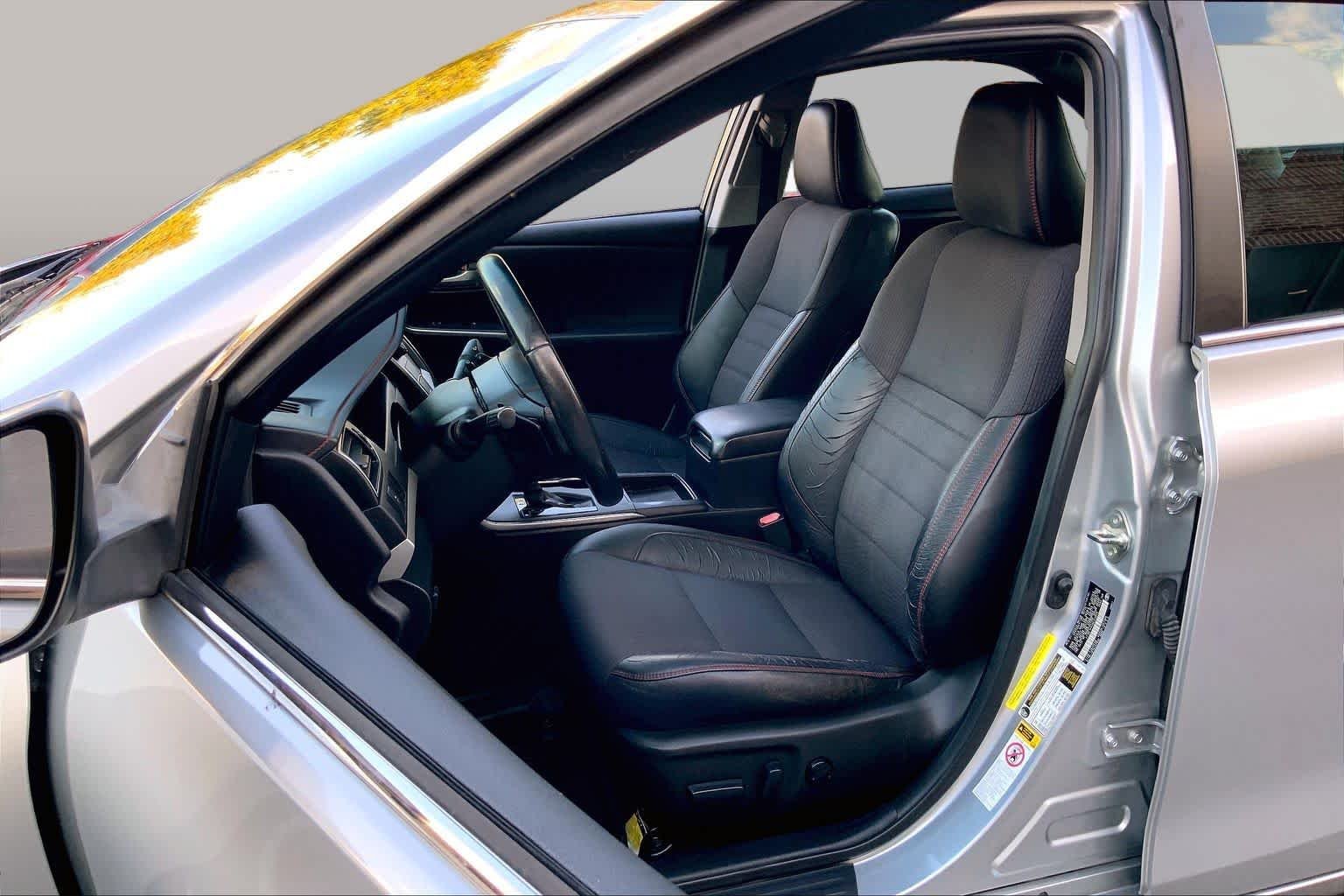 Used 2016 Celestial Silver Metallic Toyota SE image 7