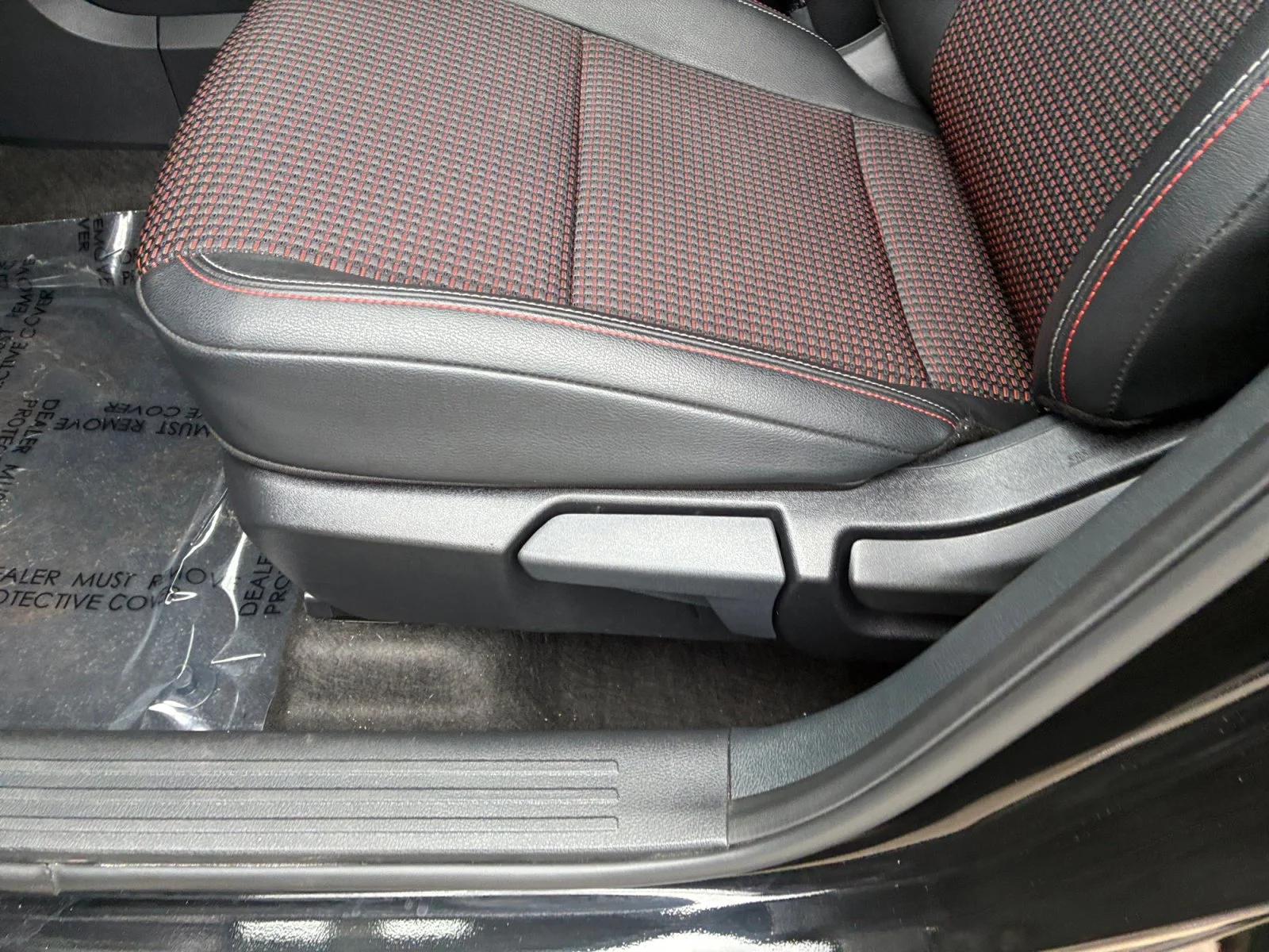 Certified Used 2025 Super Black Nissan SR image 9