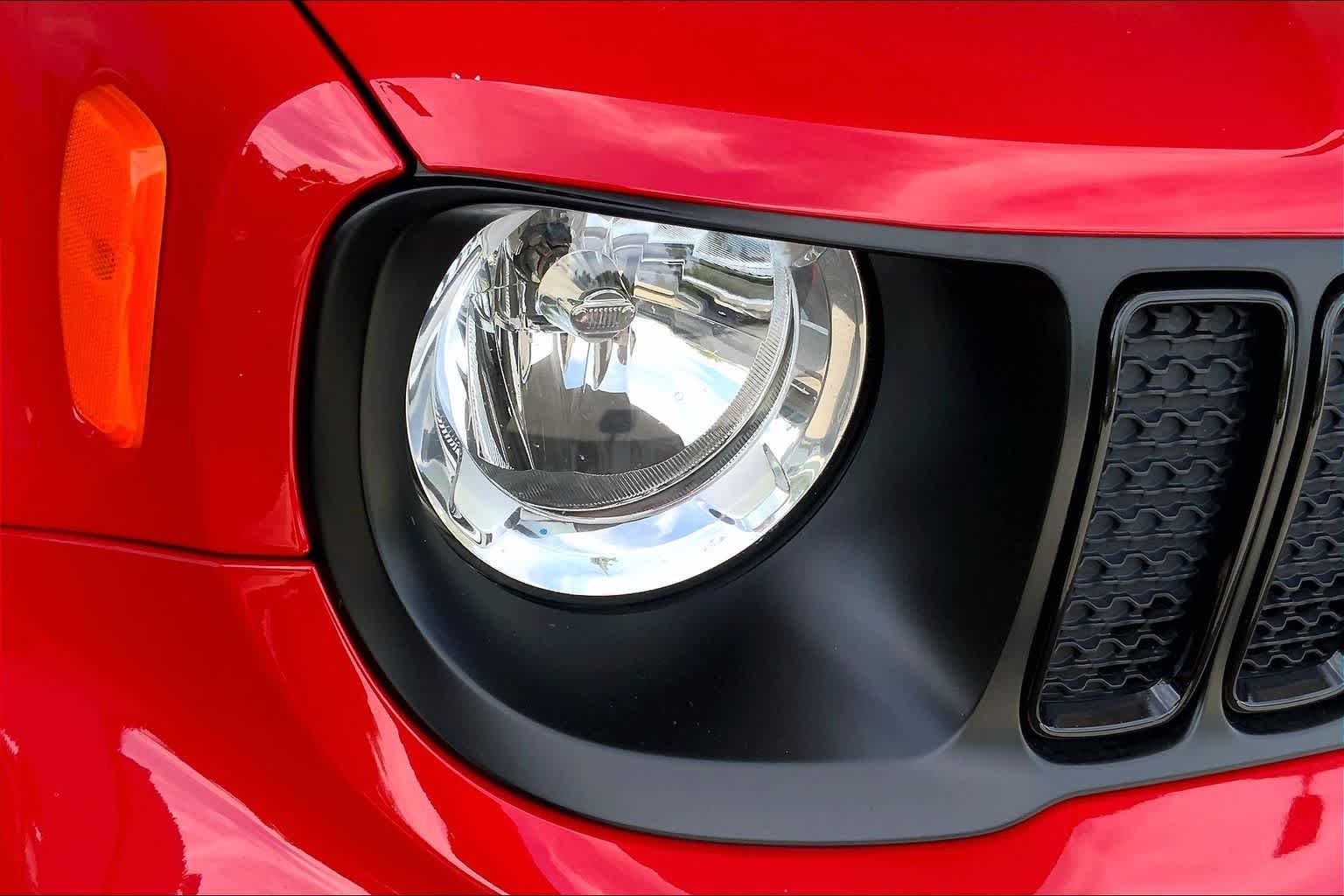 Used 2022 Colorado Red Clearcoat Jeep (RED) Edition image 27
