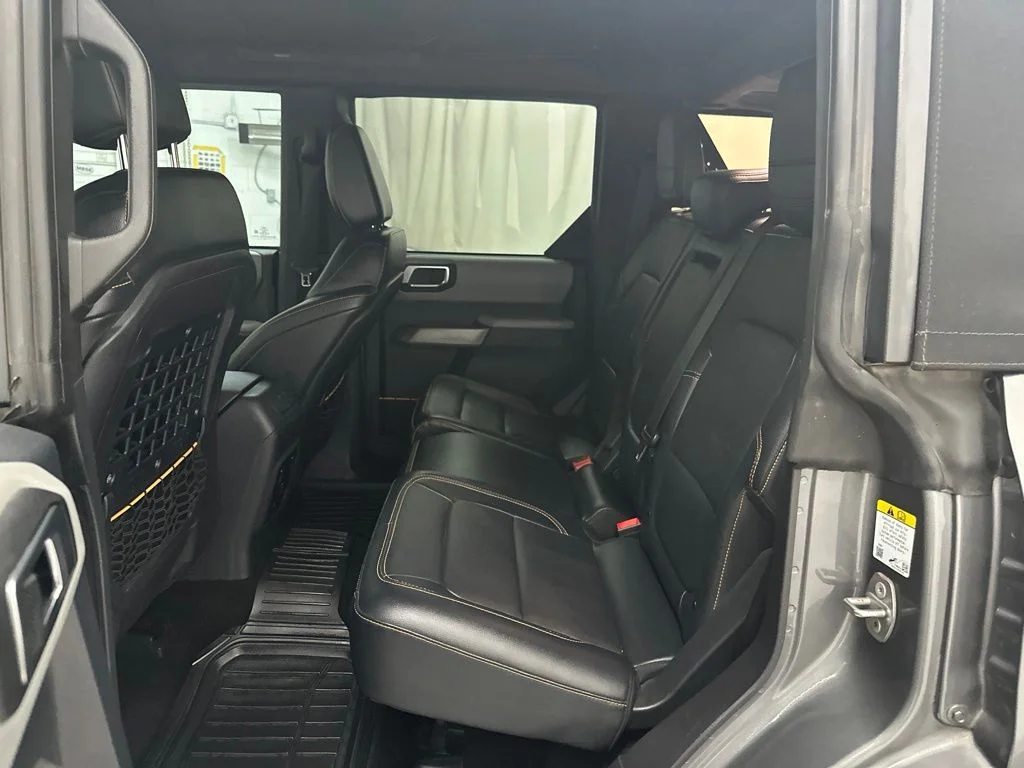 Used 2022 Gray Ford Badlands image 31