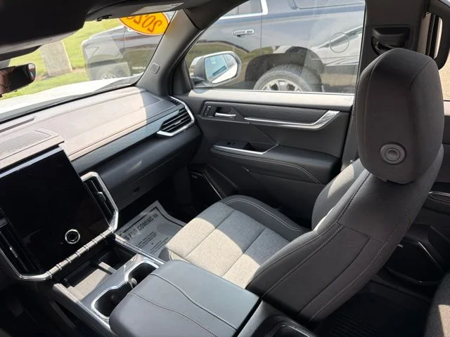2026 GMC Acadia Elevation - Photo 27