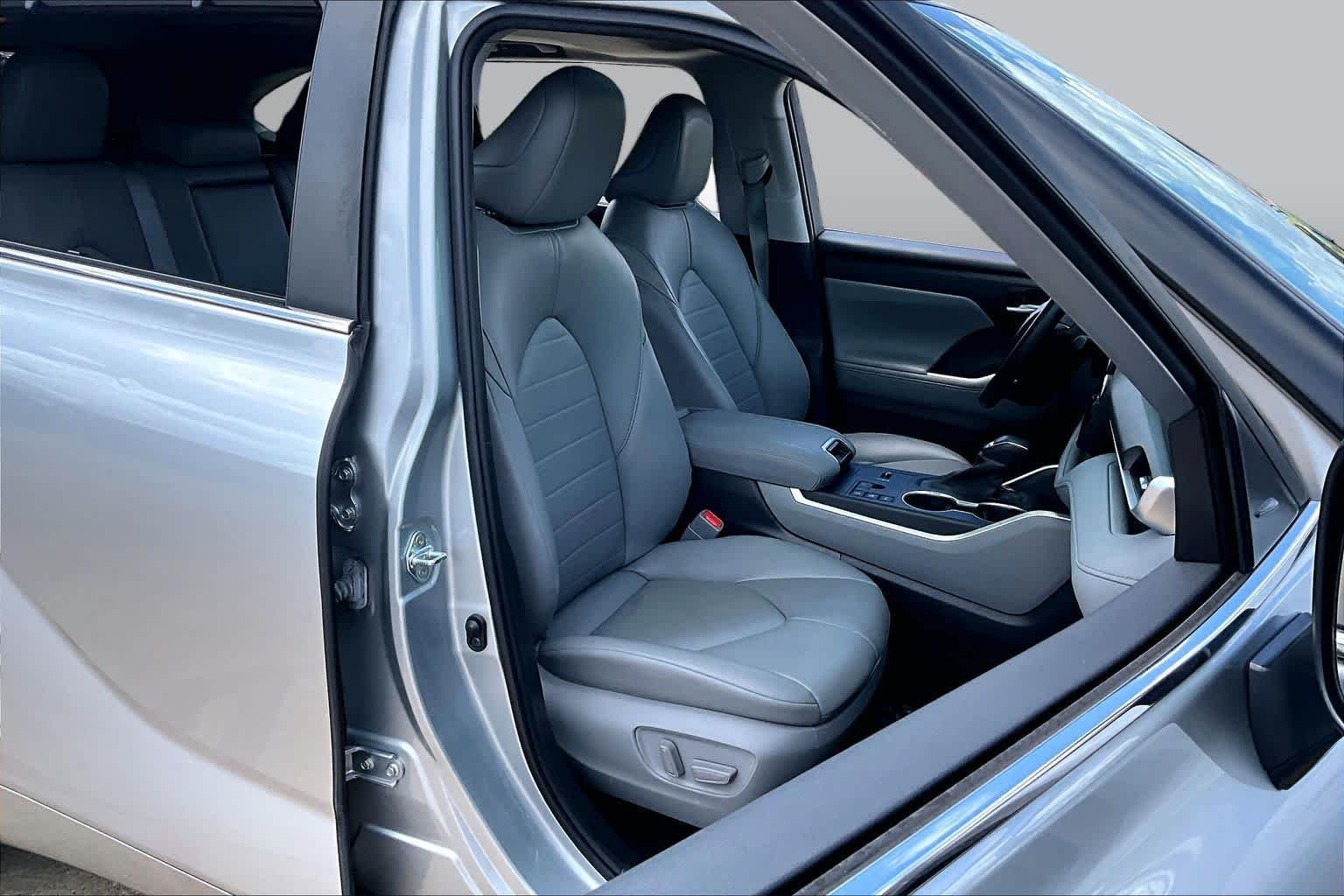 Used 2023 Celestial Silver Metallic Toyota Hybrid XLE image 9