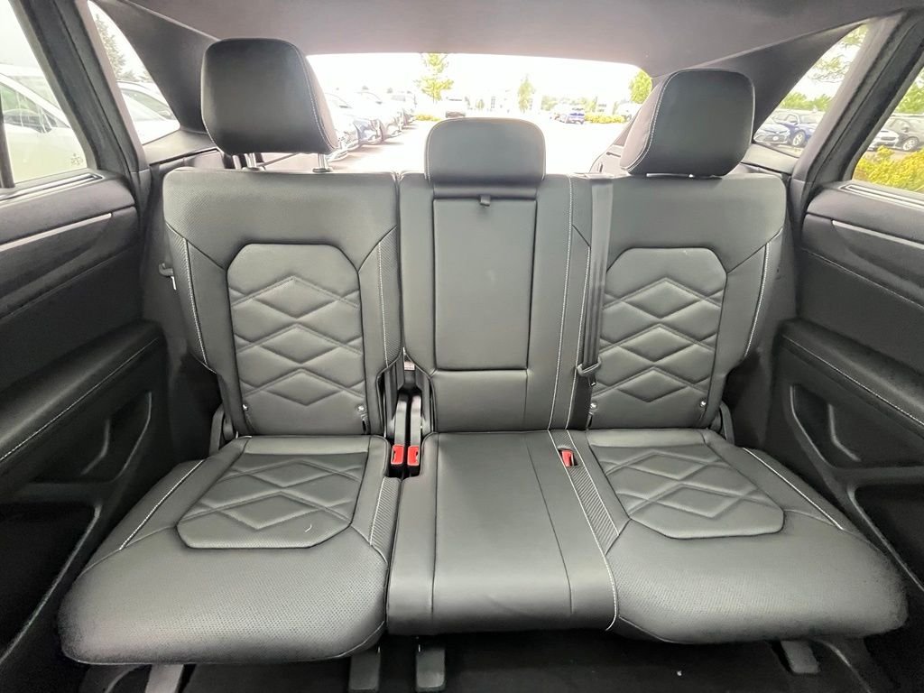 New 2026 Gray Volkswagen 2.0T SE w/Technology image 25