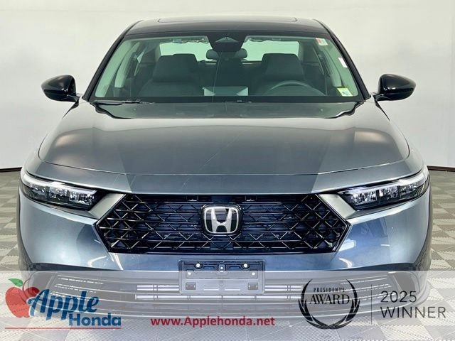 New 2026 Meteorite Gray Metallic Honda SE image 2