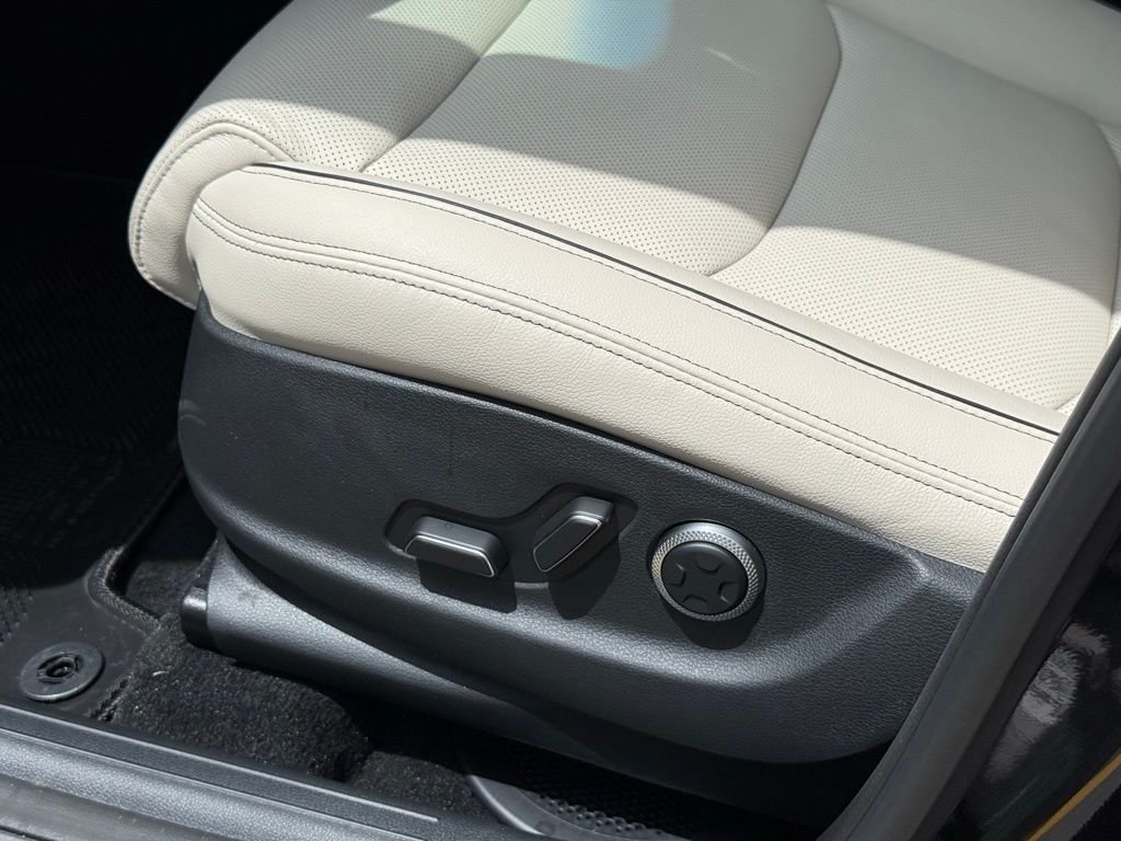 2026 GENESIS GV70 Advanced - Photo 11