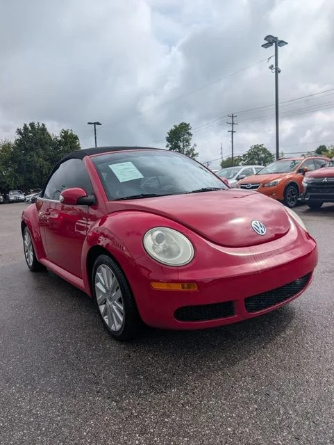 2008 Volkswagen Beetle SE 6AT's photo