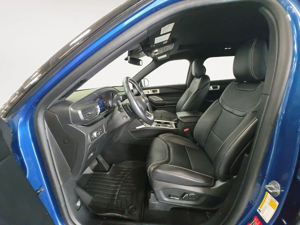 Used 2020 Blue Ford ST image 11