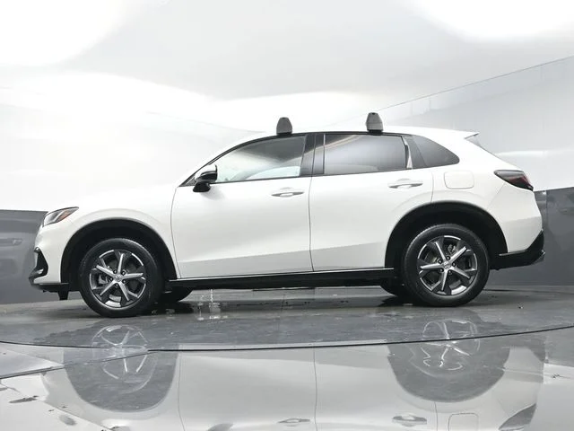 Used 2024 White Honda EX-L image 40