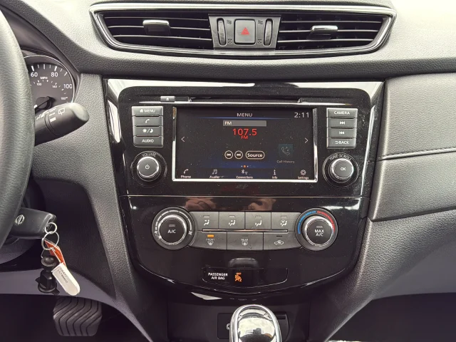 Used 2020 Gray Nissan S image 14