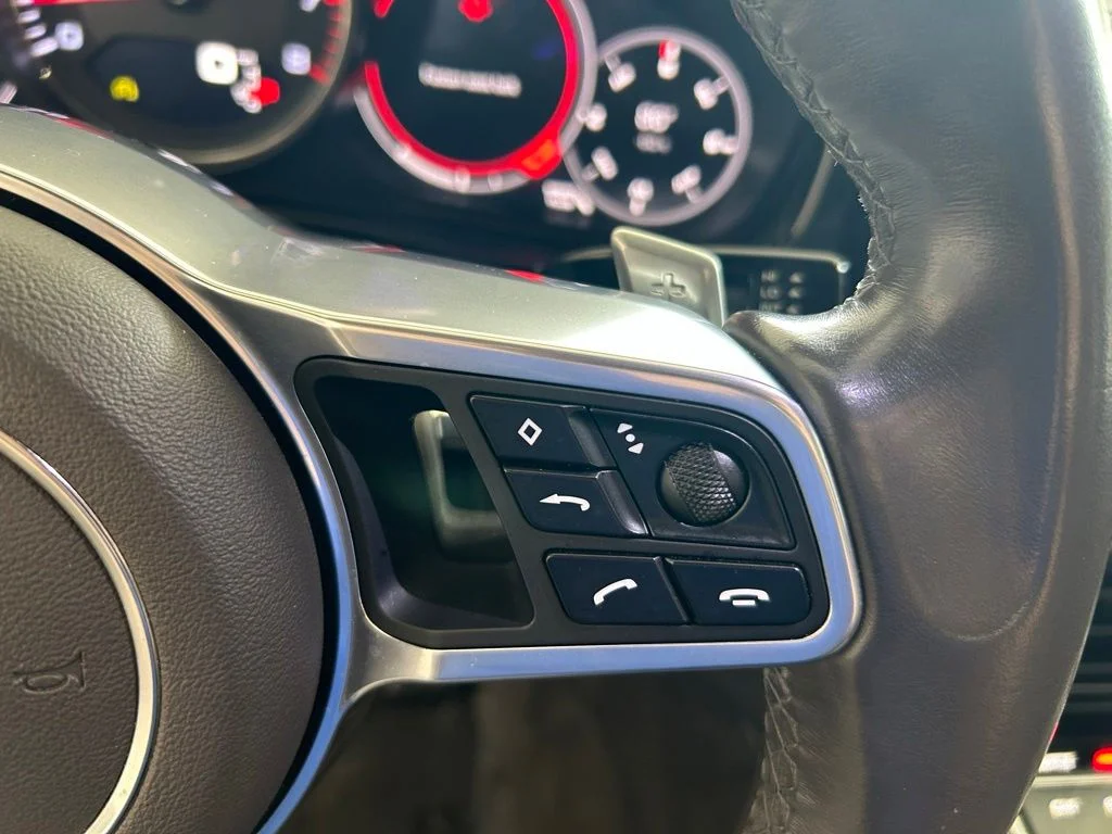 Used 2018 Black Porsche 4 image 47