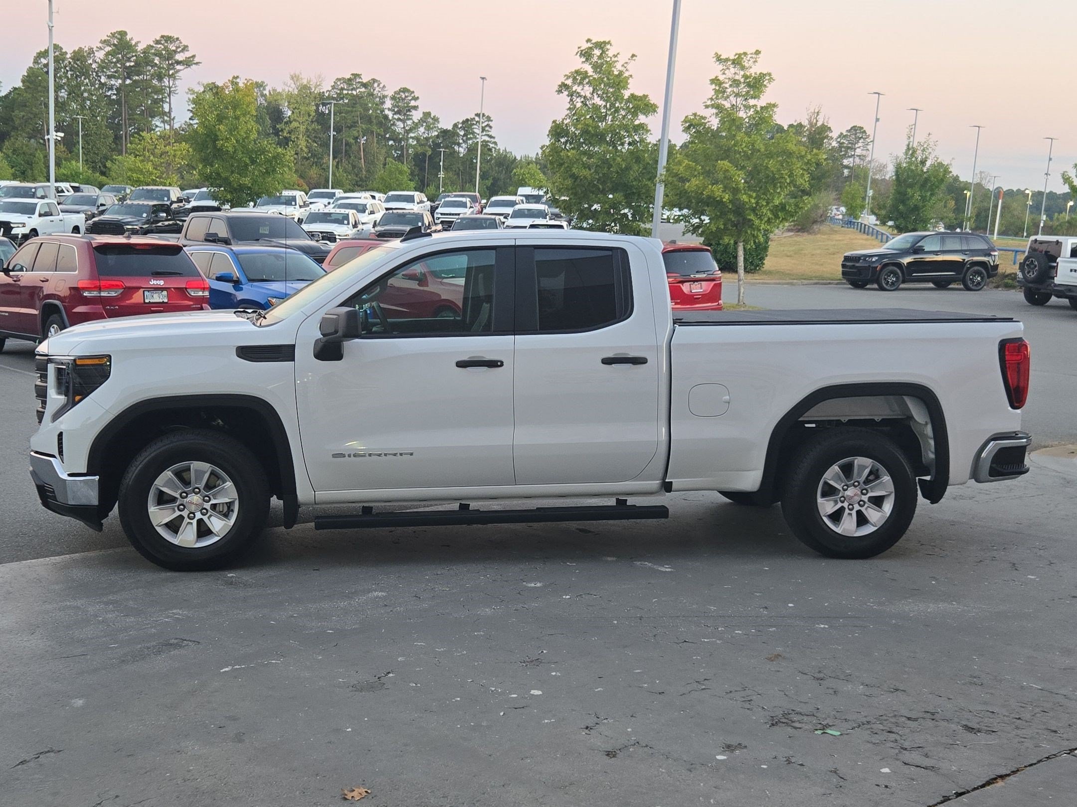 Used 2025 Summit White GMC Pro image 4