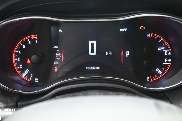 Used 2017 Gray Dodge SXT image 6