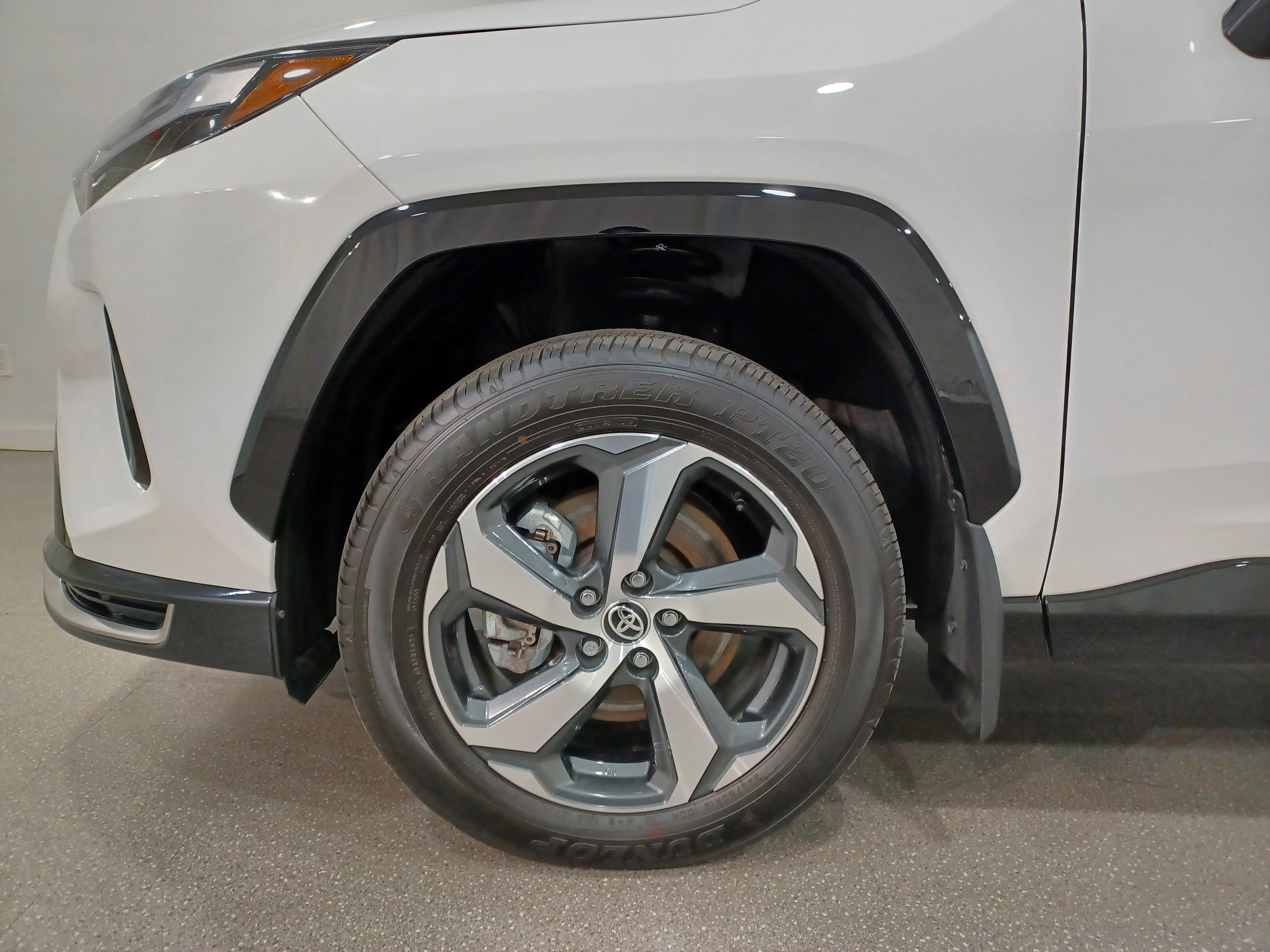 Certified Used 2025 White Toyota SE AWD PHEV*Adaptive Cruise | Remote Climate | Htd Seats &Wheel | Sunroof | Blind Spot Detection image 20