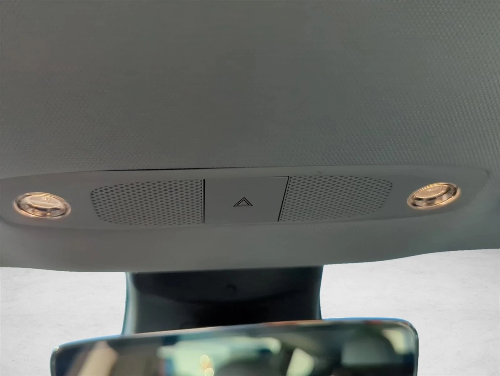 Used 2022 Blue Tesla Long Range image 21