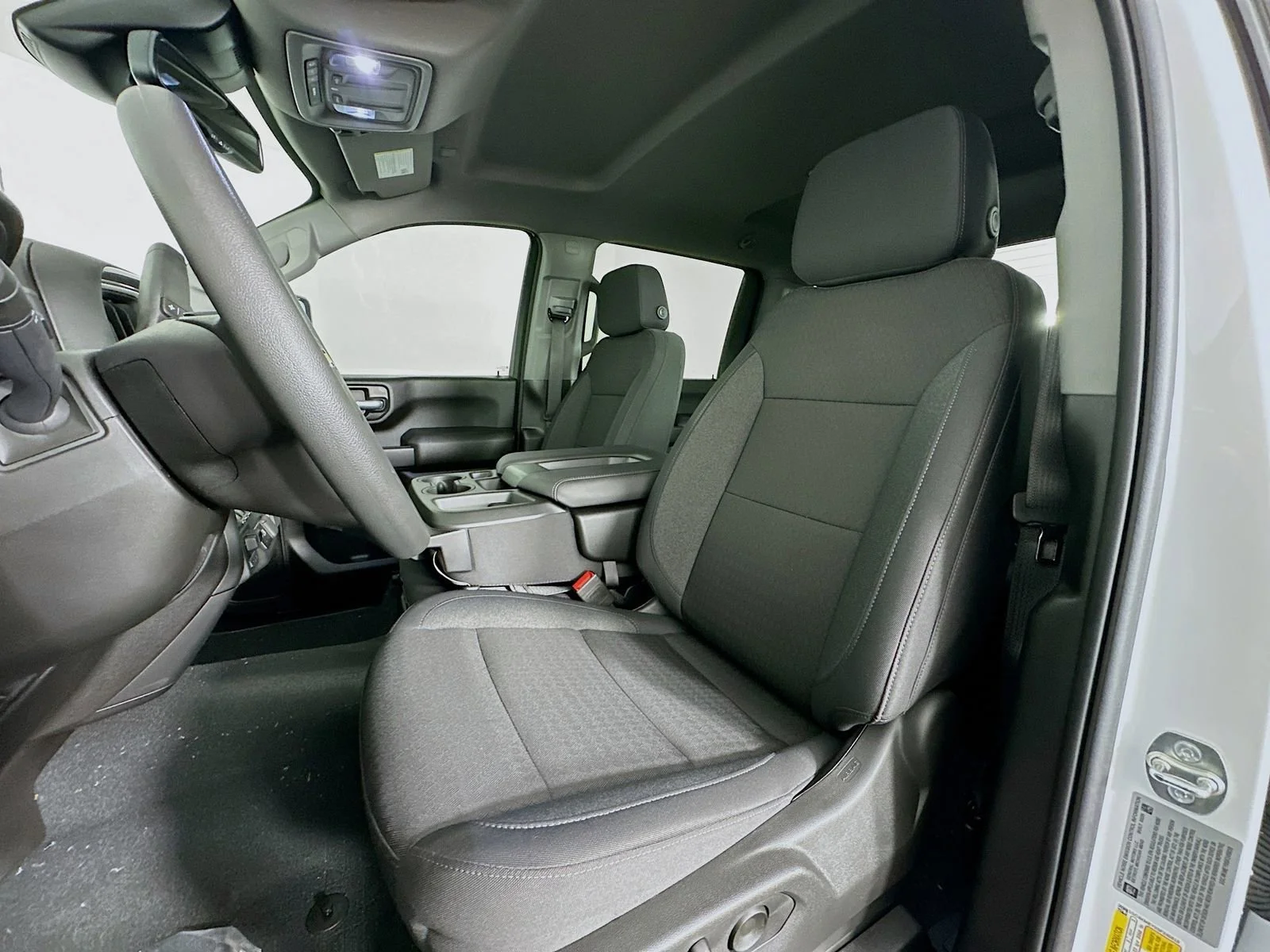 2025 Chevrolet Silverado 2500 HD Custom - Photo 21