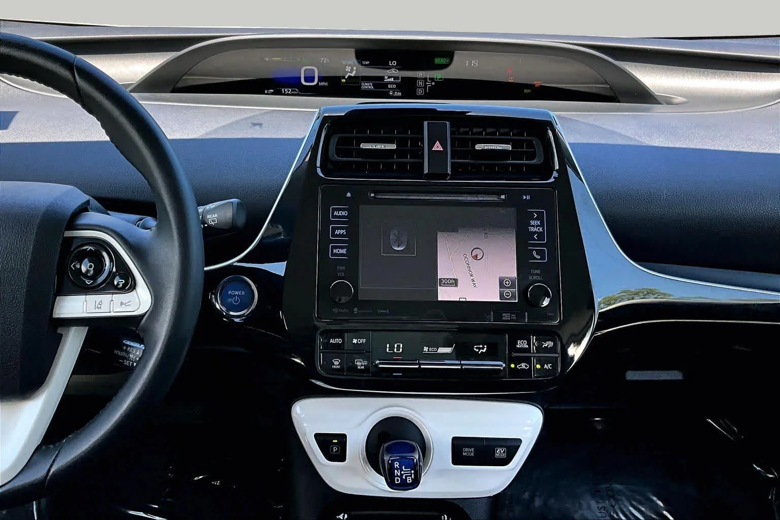 Used 2017 Sea Glass Pearl Toyota Three Touring image 7