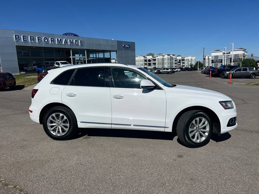 Used 2016 Ibis White Audi 2.0T Premium Plus image 3