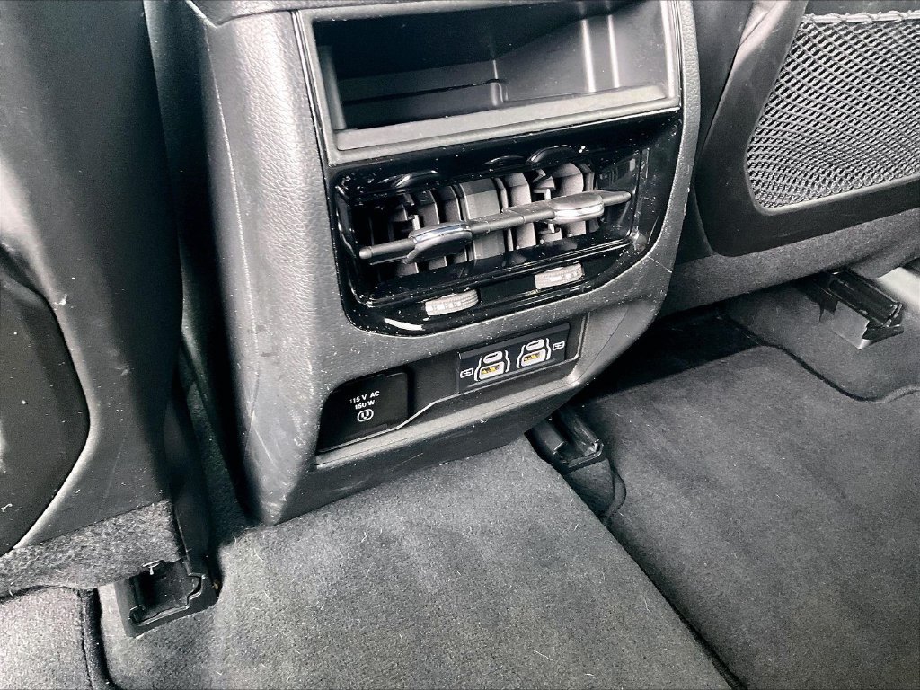 Used 2023 Metallic Jeep Laredo image 25