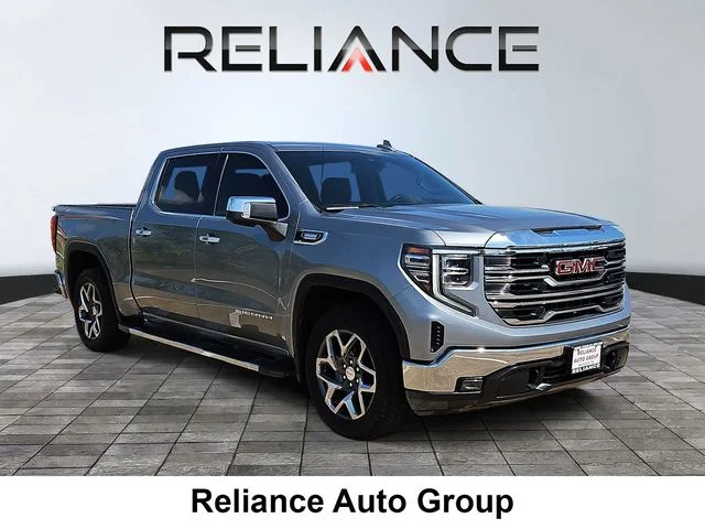 Pre-Owned 2023 GMC Sierra 1500 SLT