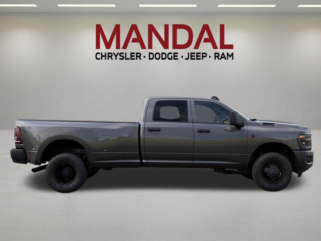 New 2026 Granite Crystal Metallic Clear-Coat Exterior Paint RAM Tradesman image 21