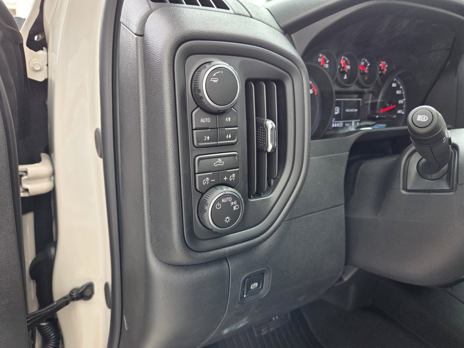2026 Chevrolet Silverado 1500 Custom Trail Boss - Photo 25