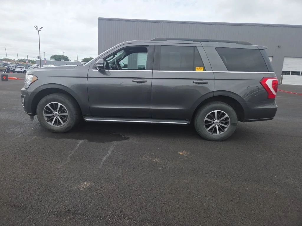 Used 2020 Magnetic Ford XLT image 5