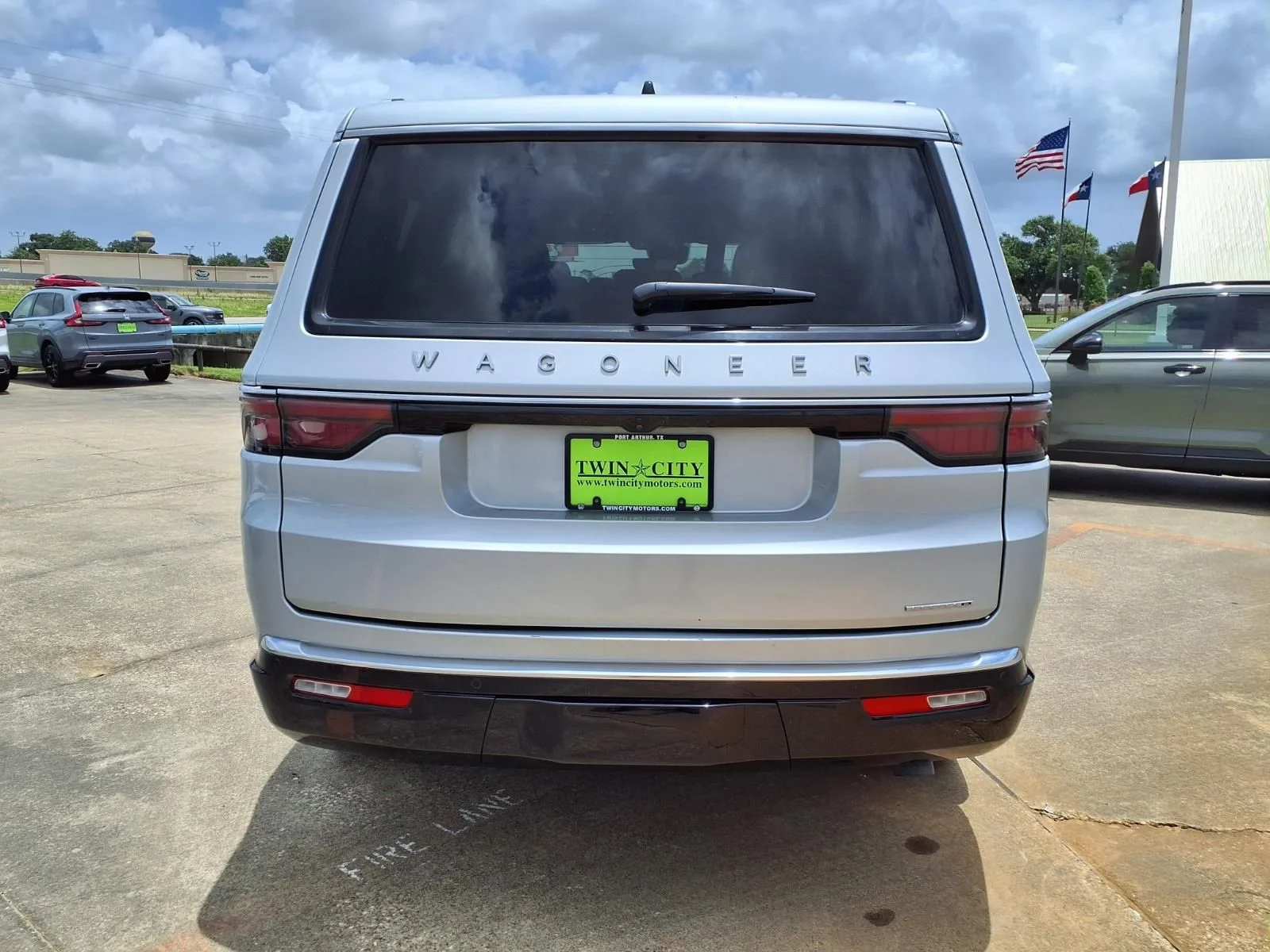 Used 2024 Silver Jeep Series III image 4