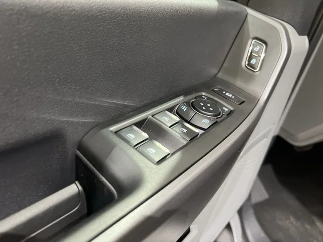 New 2026 White Ford XLT image 19