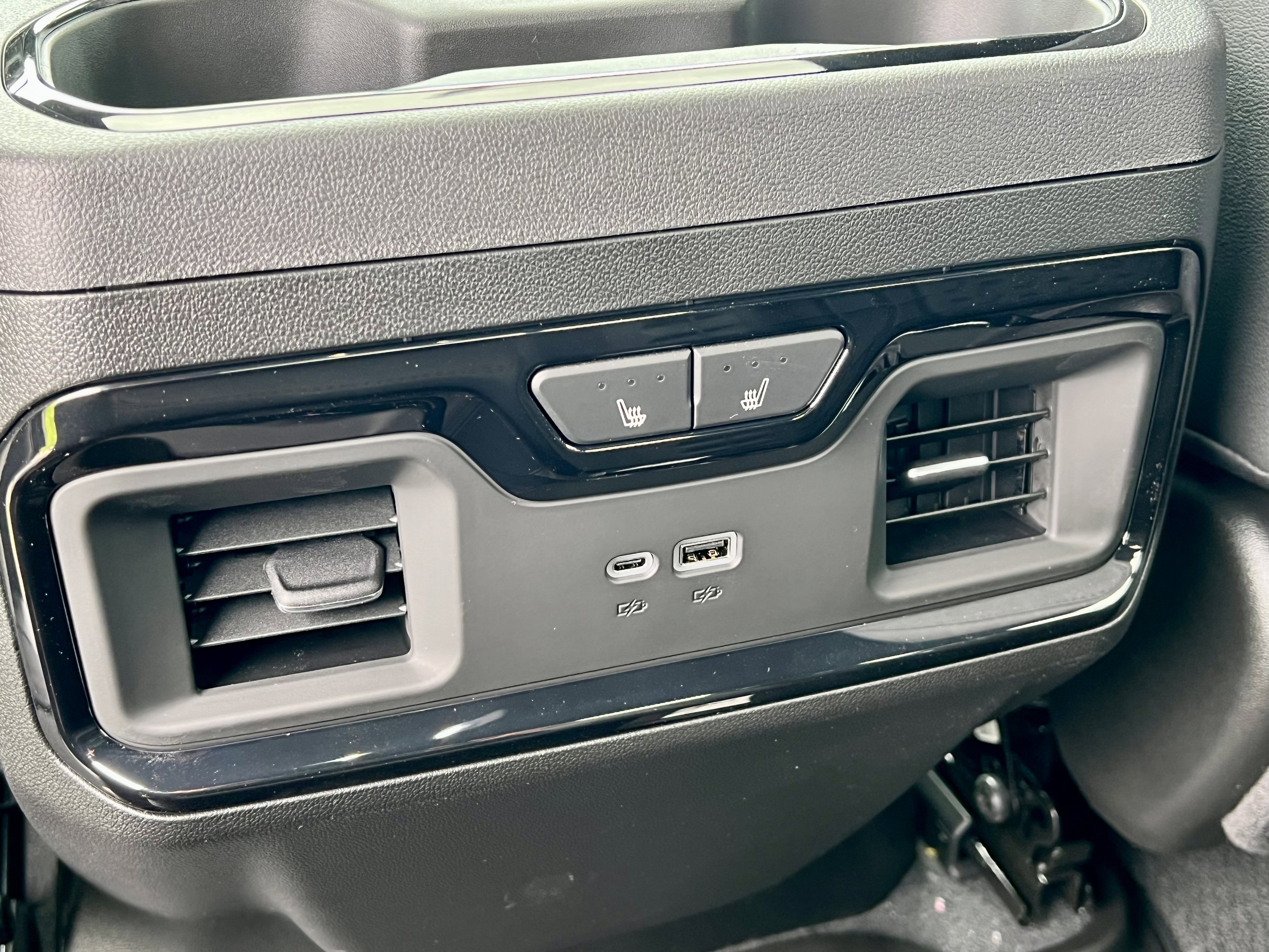 2026 GMC Sierra 2500HD AT4 - Photo 24